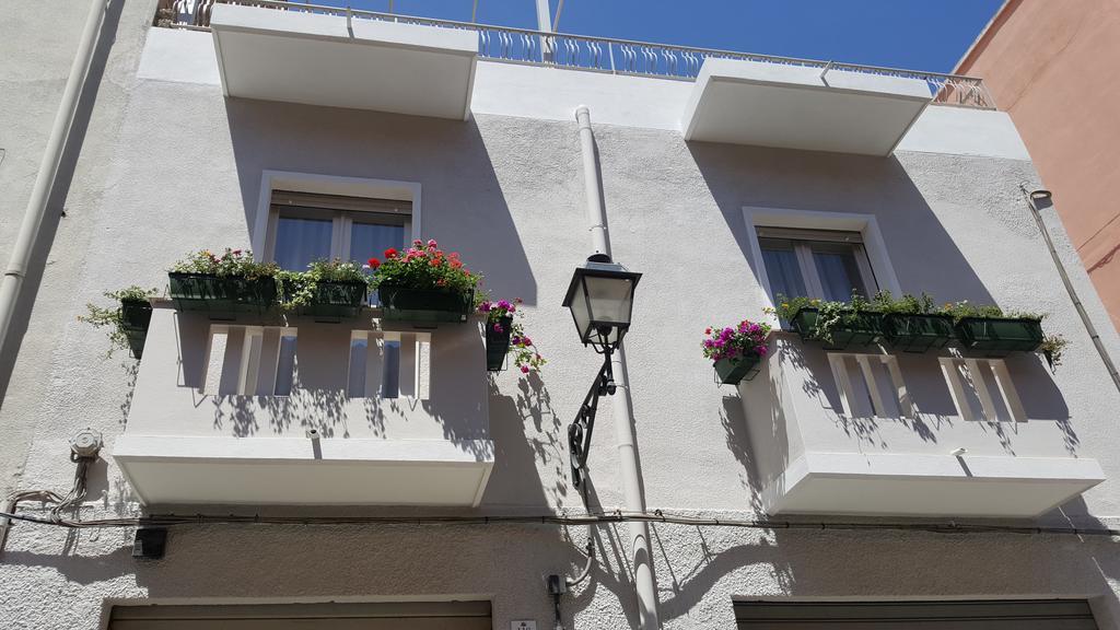 Al Sale Bed and Breakfast Cagliari Exteriör bild
